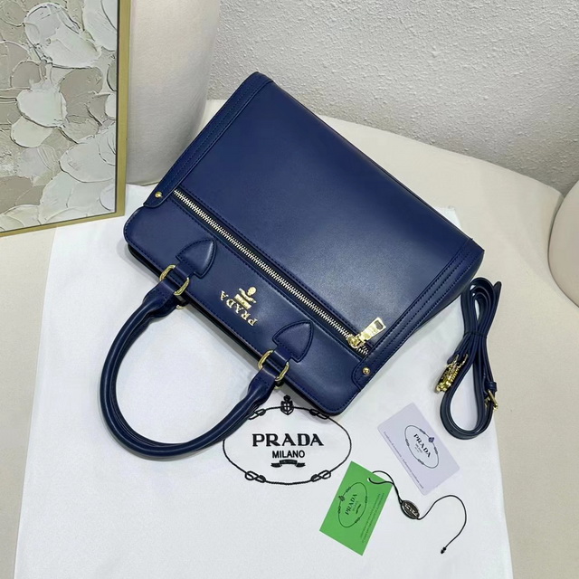 Prada Handbags 049